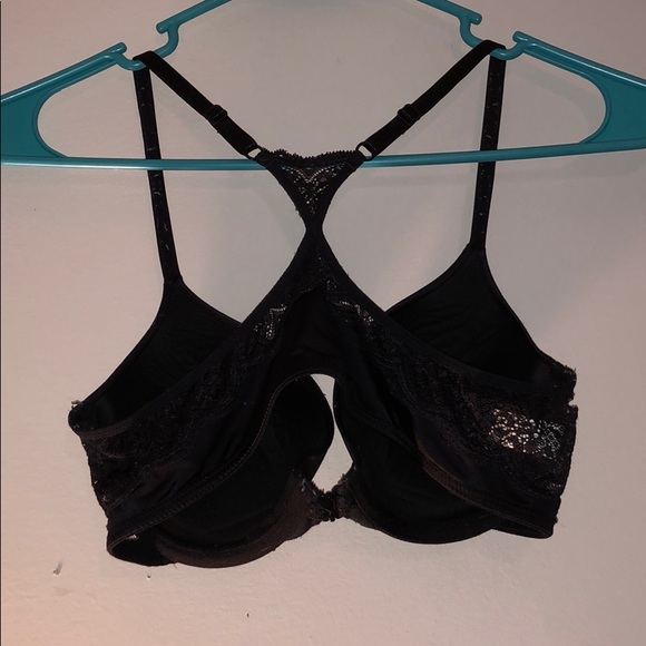 black bra - Picture 2 of 4